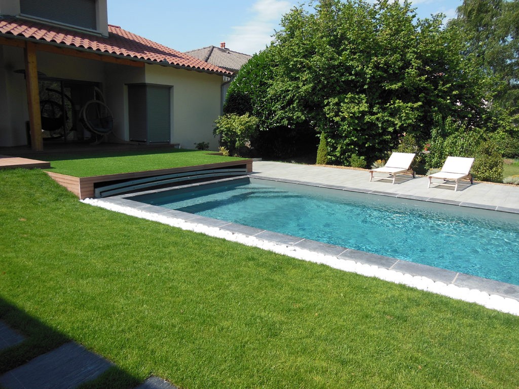 L'abri de piscine plat et le concept Outdoor avec Bonheur Piscines