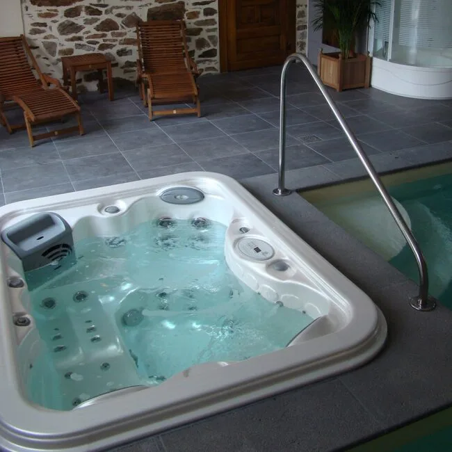 Équipements et accessoires complets pour spa