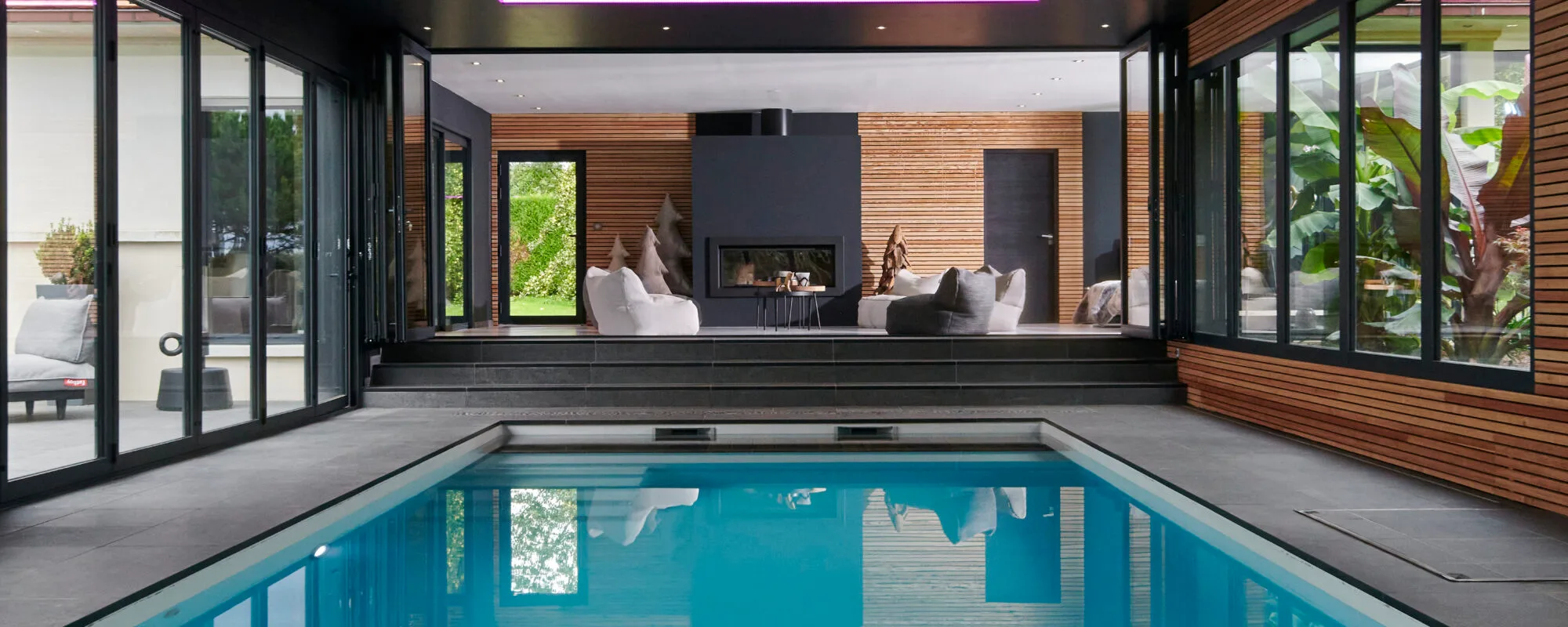 Piscine intérieure : tout ce qu&rsquo;il faut savoir pour profiter de votre espace aquatique à domicile