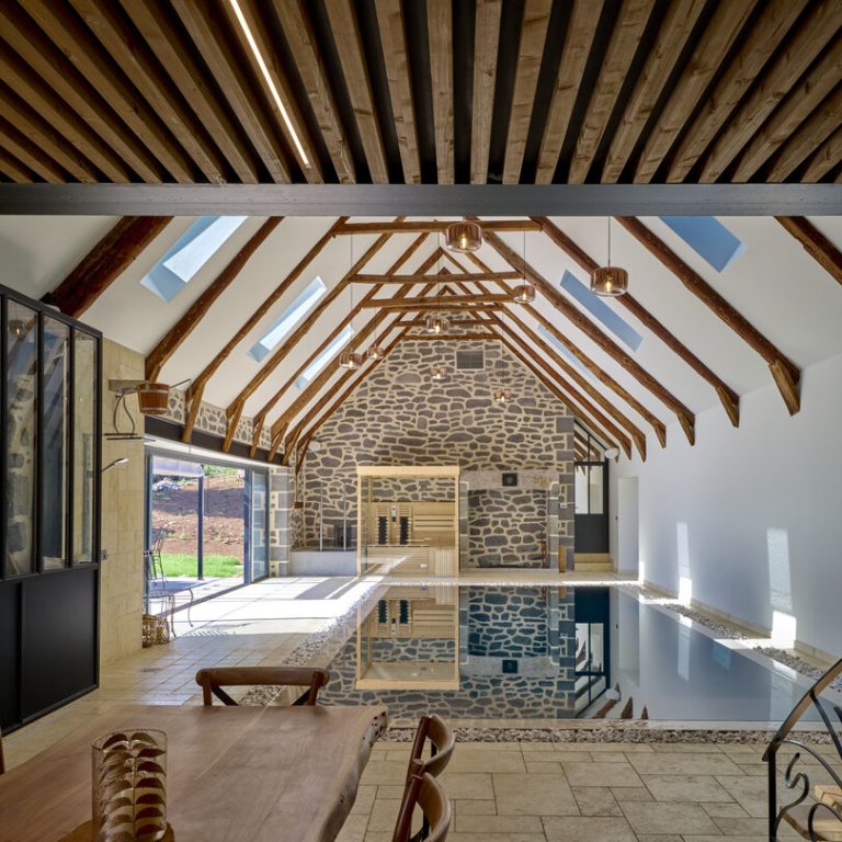 Piscine intérieure avec membrane 3D Touch élégance