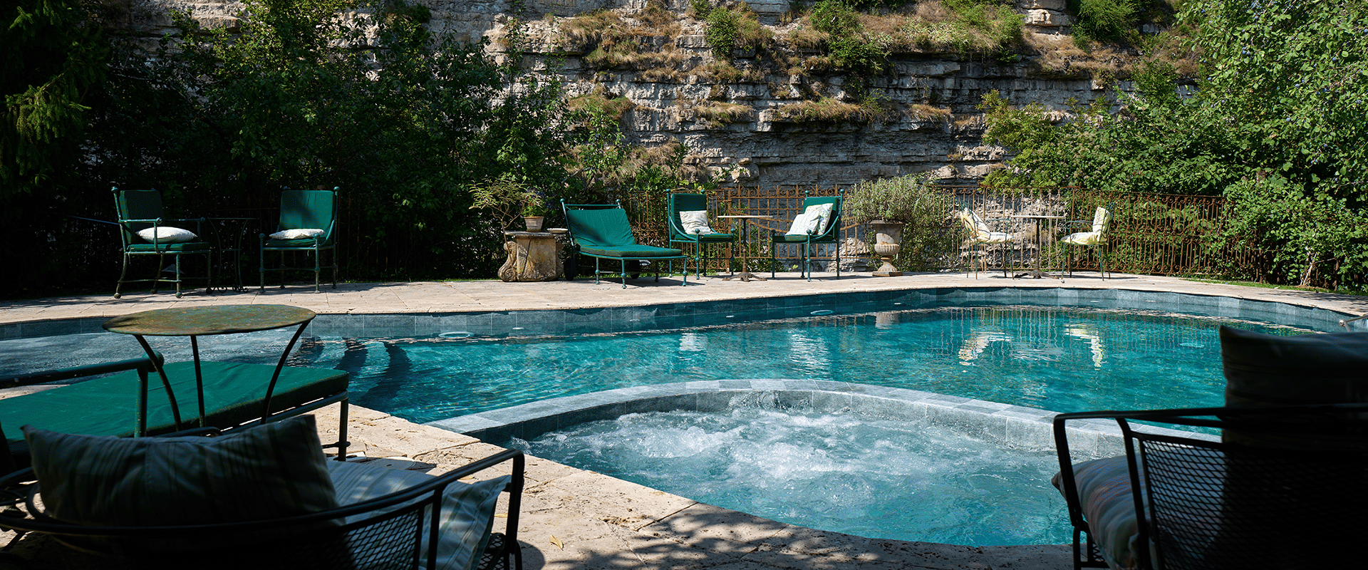 Pisciniste à Aurillac : construction de piscines sur-mesure, rénovation et bien-être
