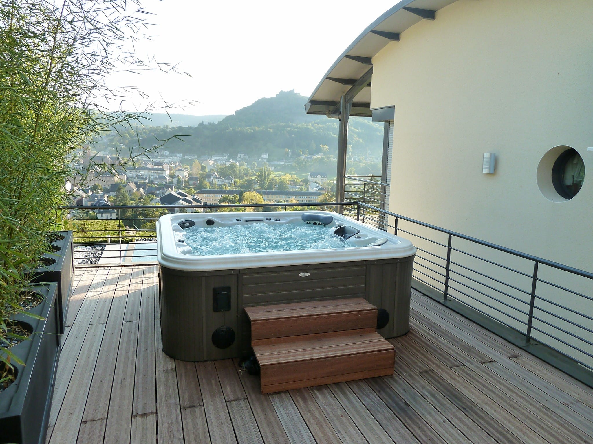 CPS Img LS Spas 02