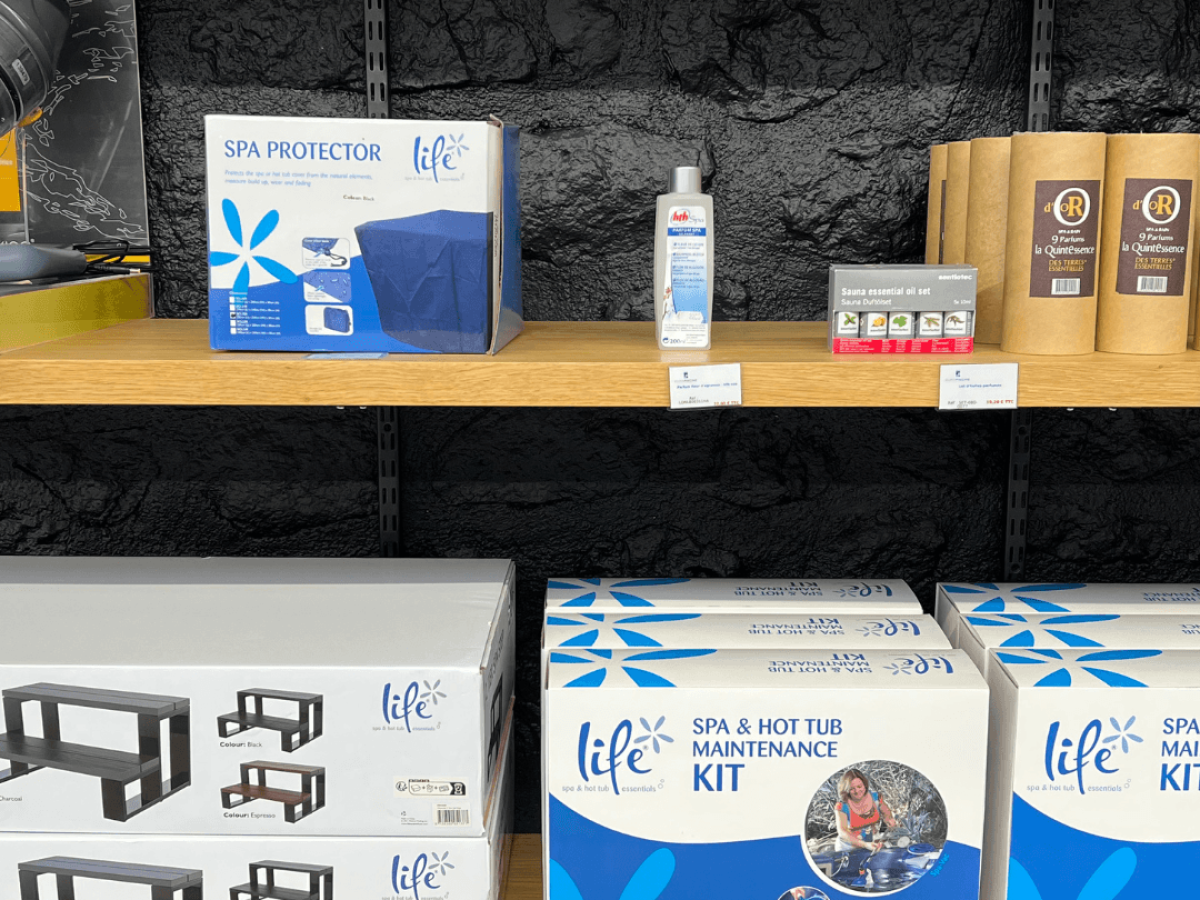 Accessoires et parfums pour spa