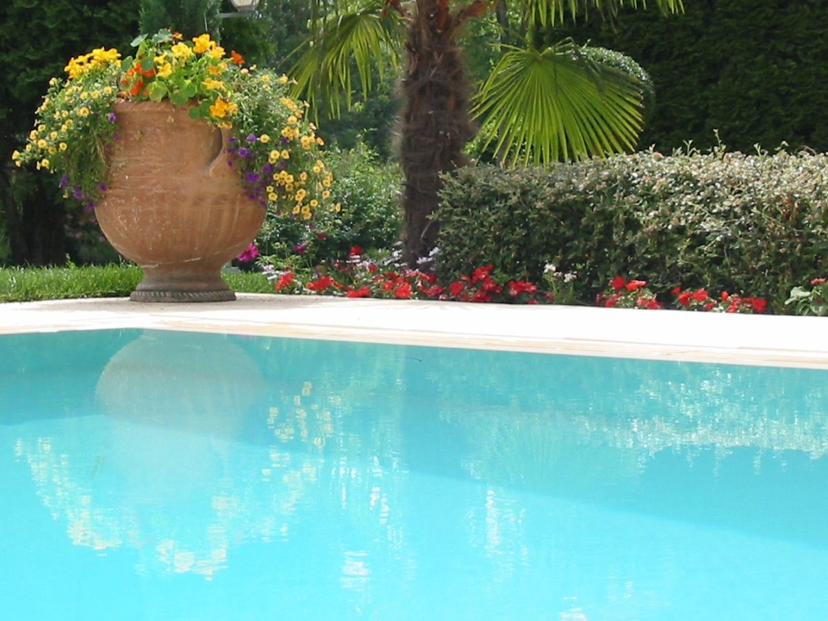 CP&S-Img-Bandeau-Piscine-Debordement-Miroir-02