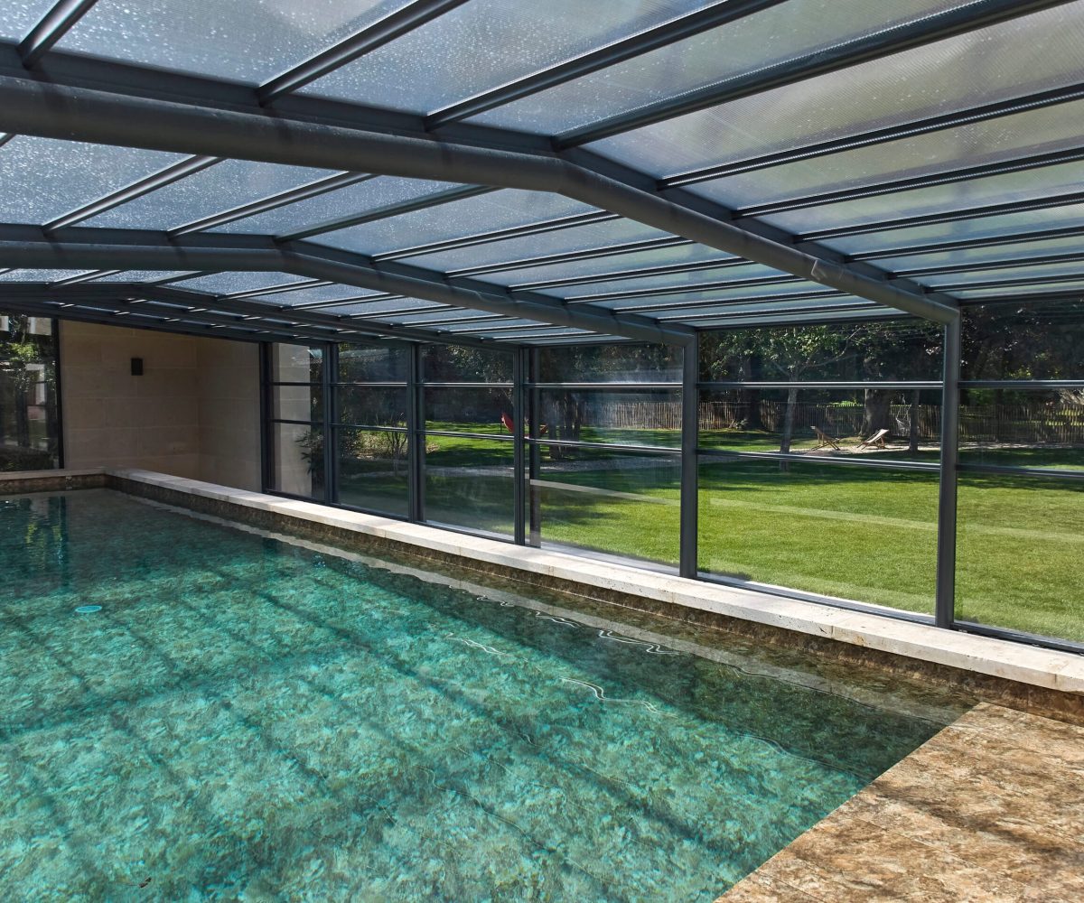 Couloir de nage traditionnel en béton de 15.00 x 4.00 m